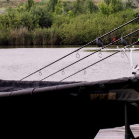 «Рибалка на озері Уляники. Або свято живота і чотири 20+»